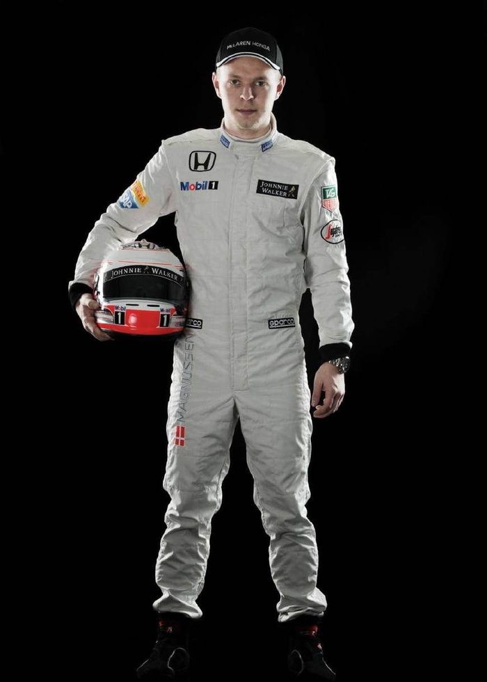 红牛二队横扫阿斯顿马丁，拉塞尔关键制胜