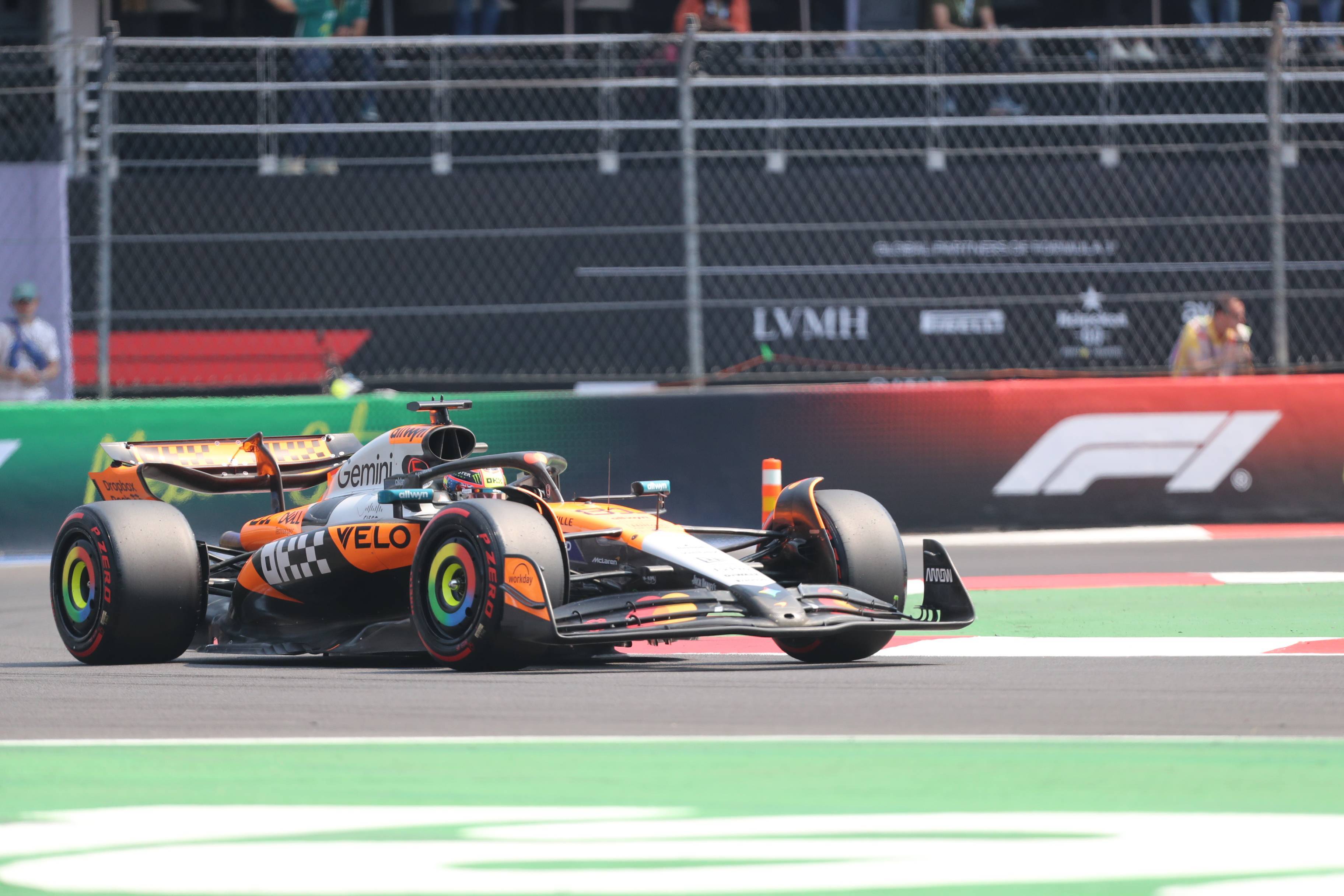 哈斯车队轻取红牛二队，皮亚斯特里带队取胜