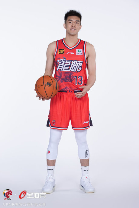 江苏队绝杀步行者，郭艾伦刷新纪录