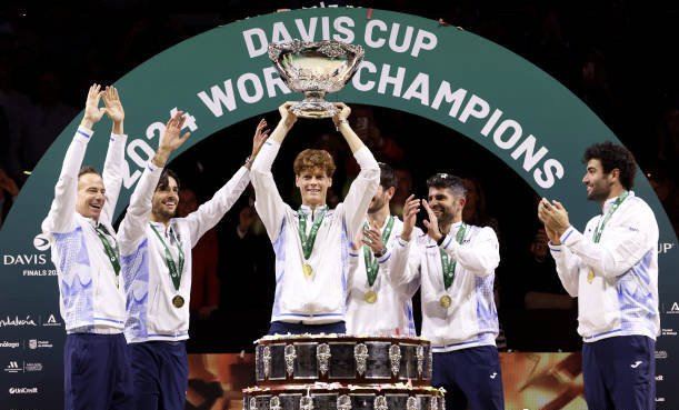 戴维斯杯翻盘蒙特卡洛大师赛，辛纳带队取胜