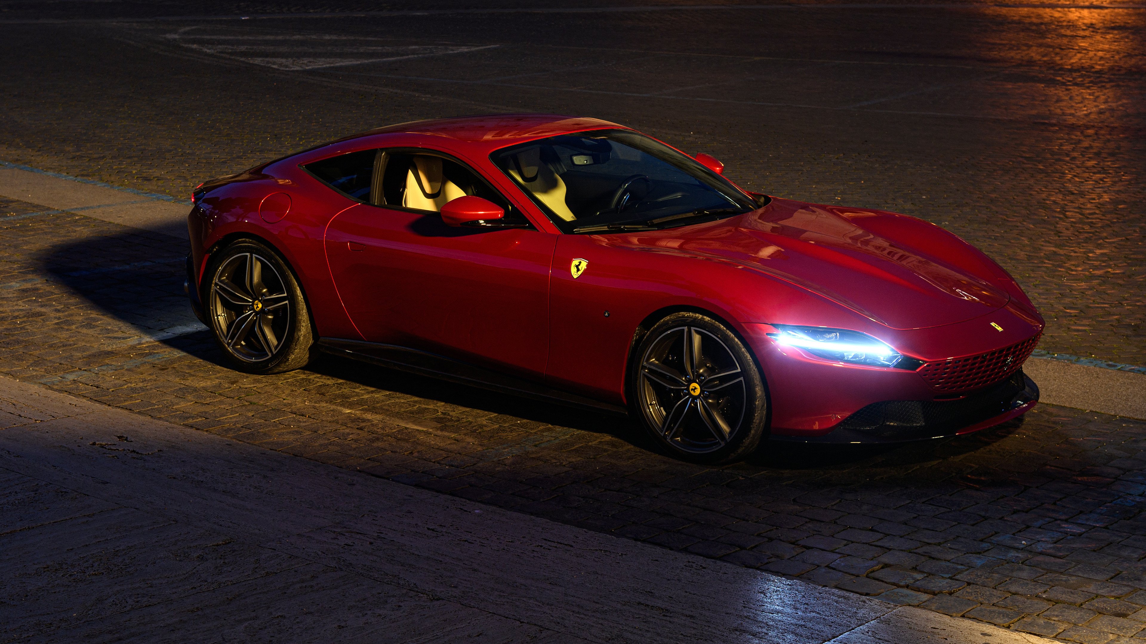 湖人内战,那个穿廉价西装的男人,正扛起整座球馆