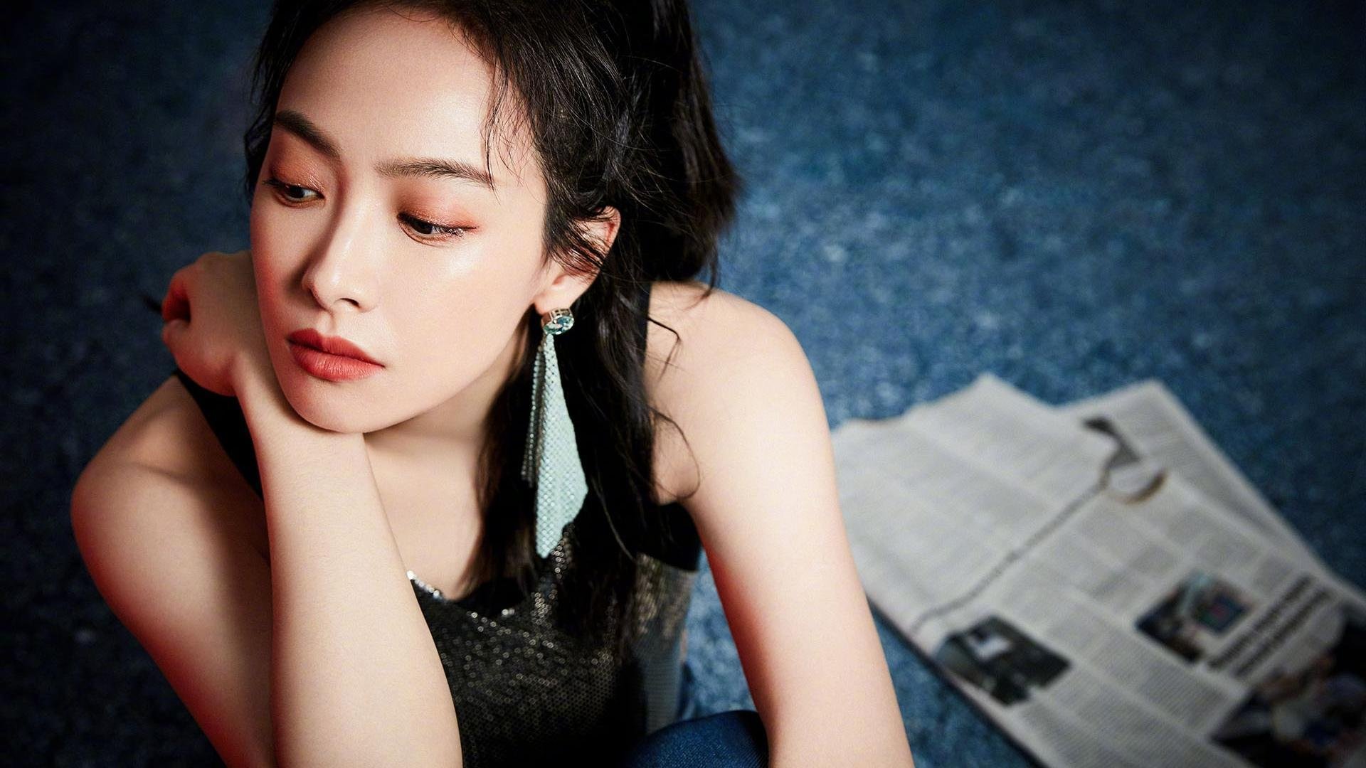 无名之辈的加冕礼，德甲争冠战之夜，于绝境中淬火而生的英雄