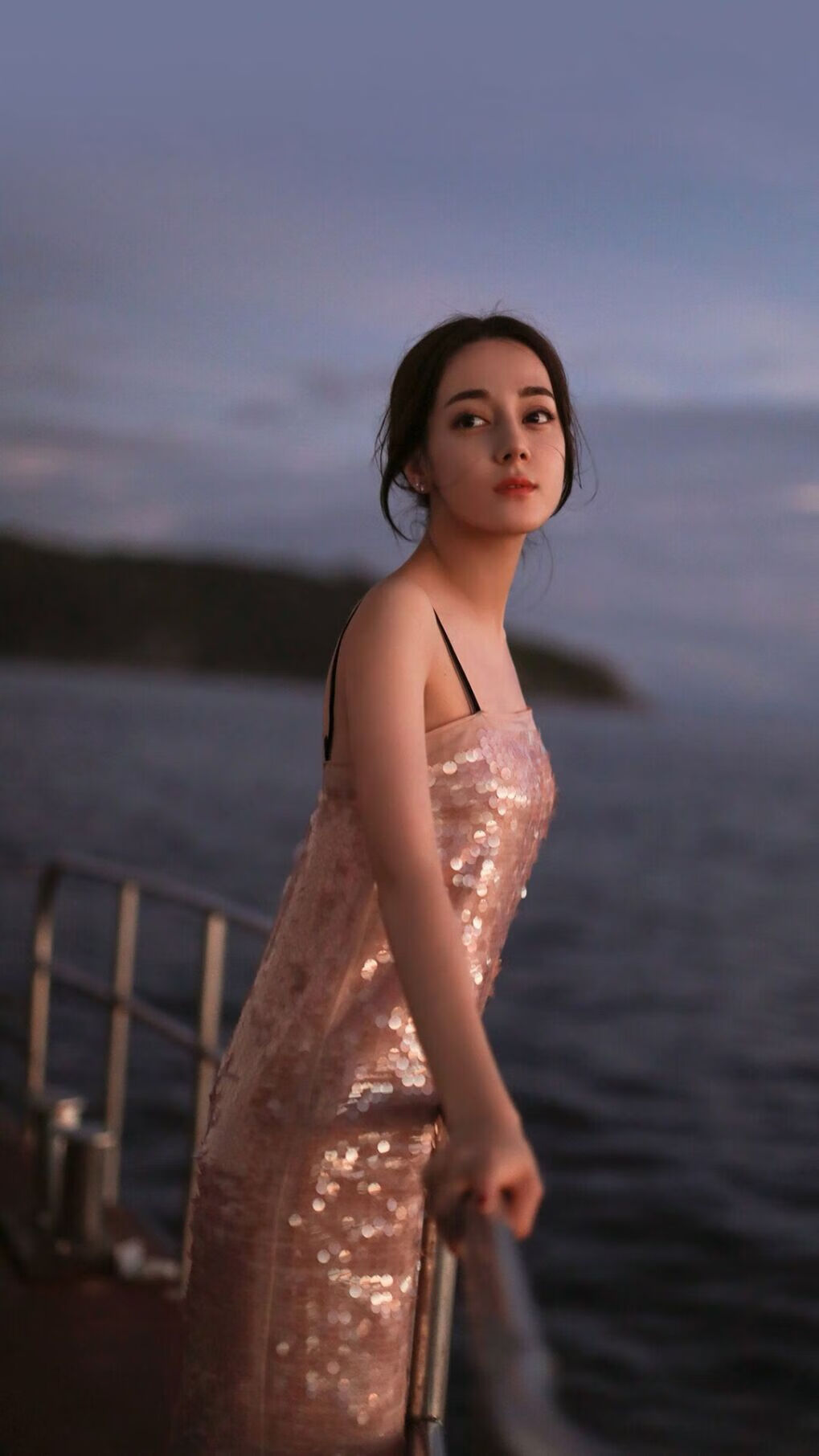 新王与旧神的黄昏，当森林狼的年轻风暴吞没马刺，约基奇在抢七之夜加冕