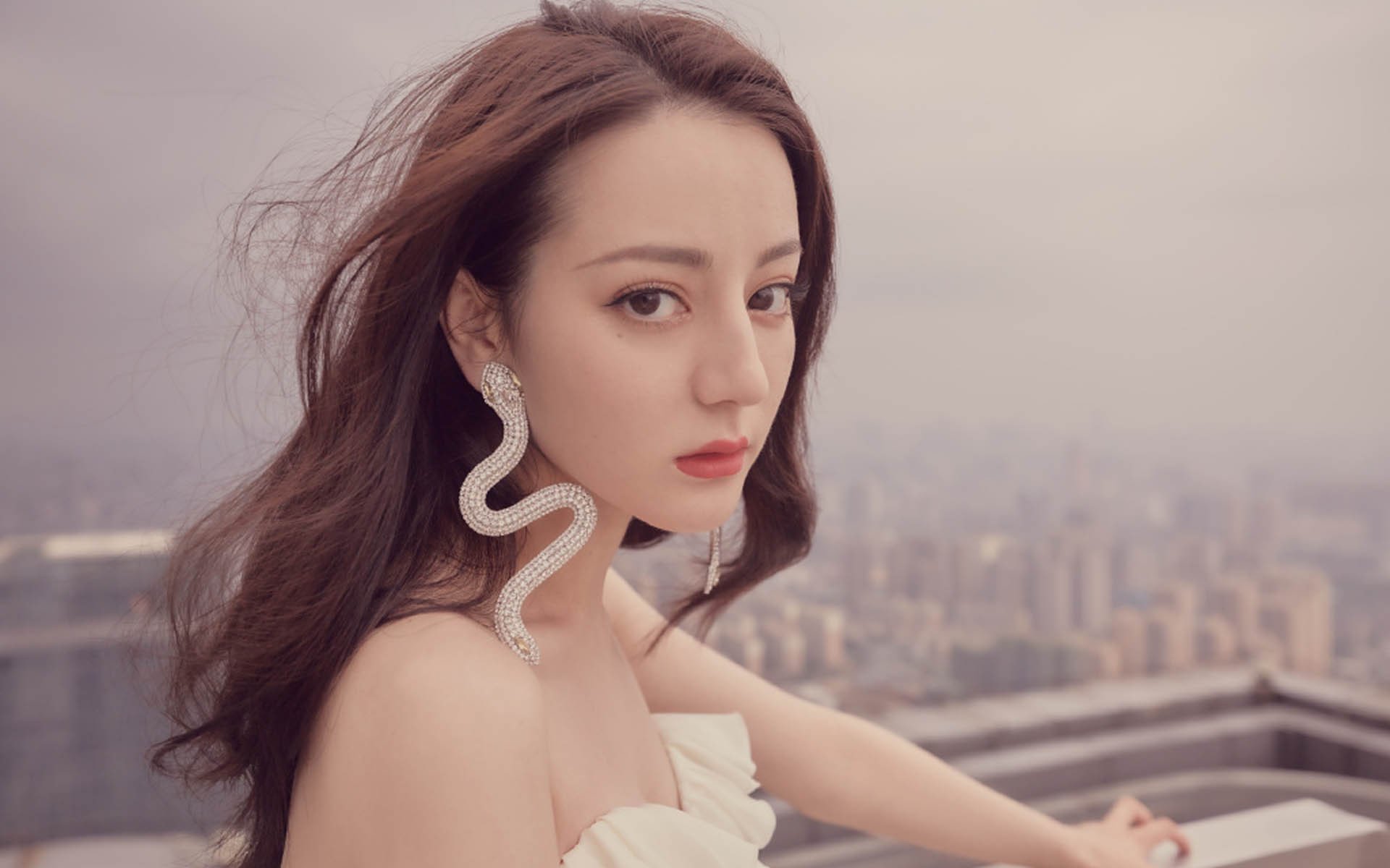 法比尼奥进攻端狂飙,塞内加尔力克哥伦比亚,梦幻之战铸就唯一经典