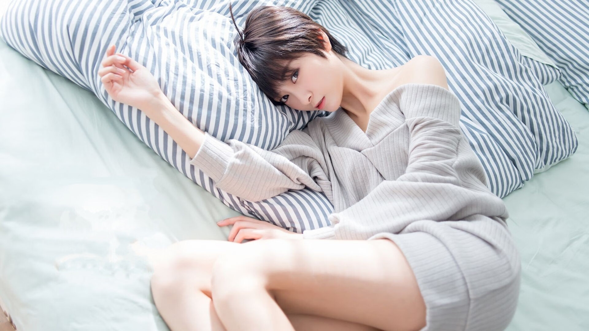 篮球F1街道赛，黄蜂封锁76人，小贾伦飙车式接管比赛