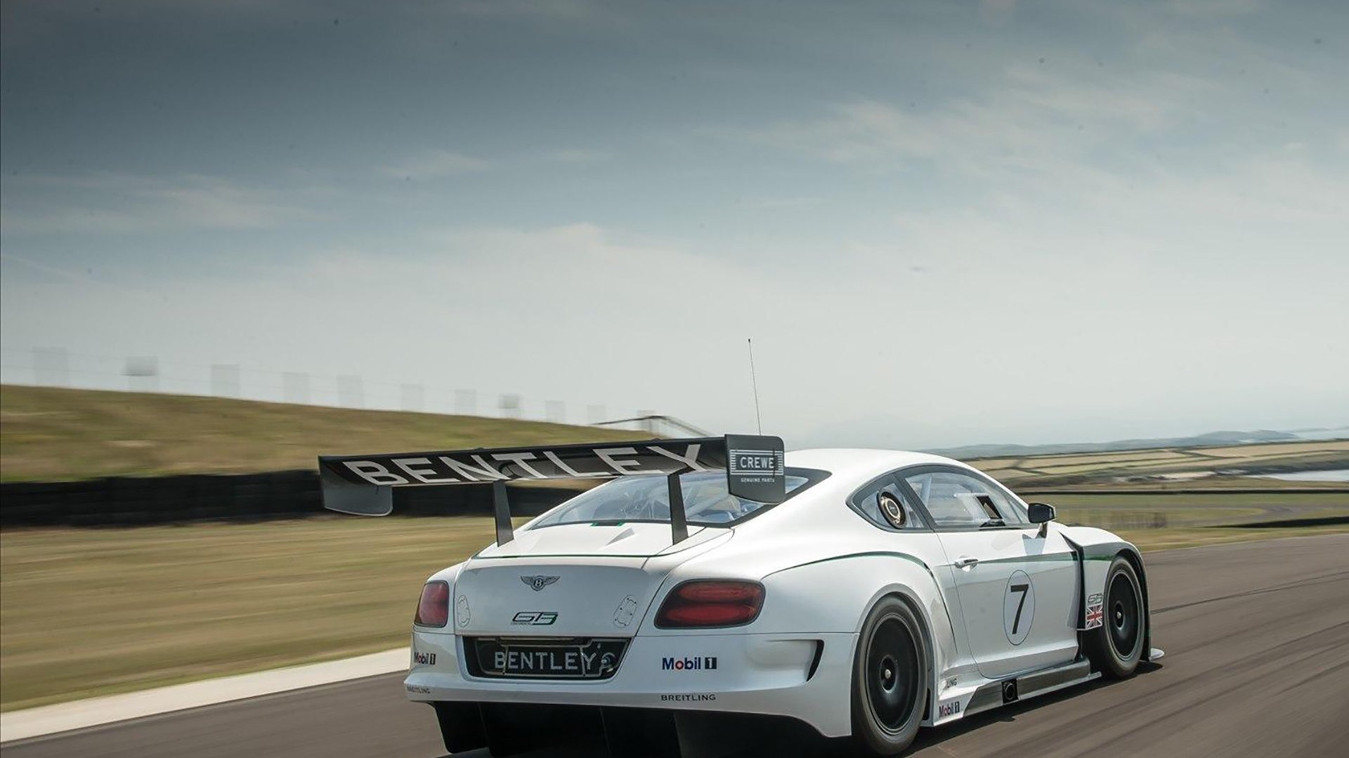 铁血瑞士终结拜仁霸权,孤胆阿圭罗演绎南美魔术