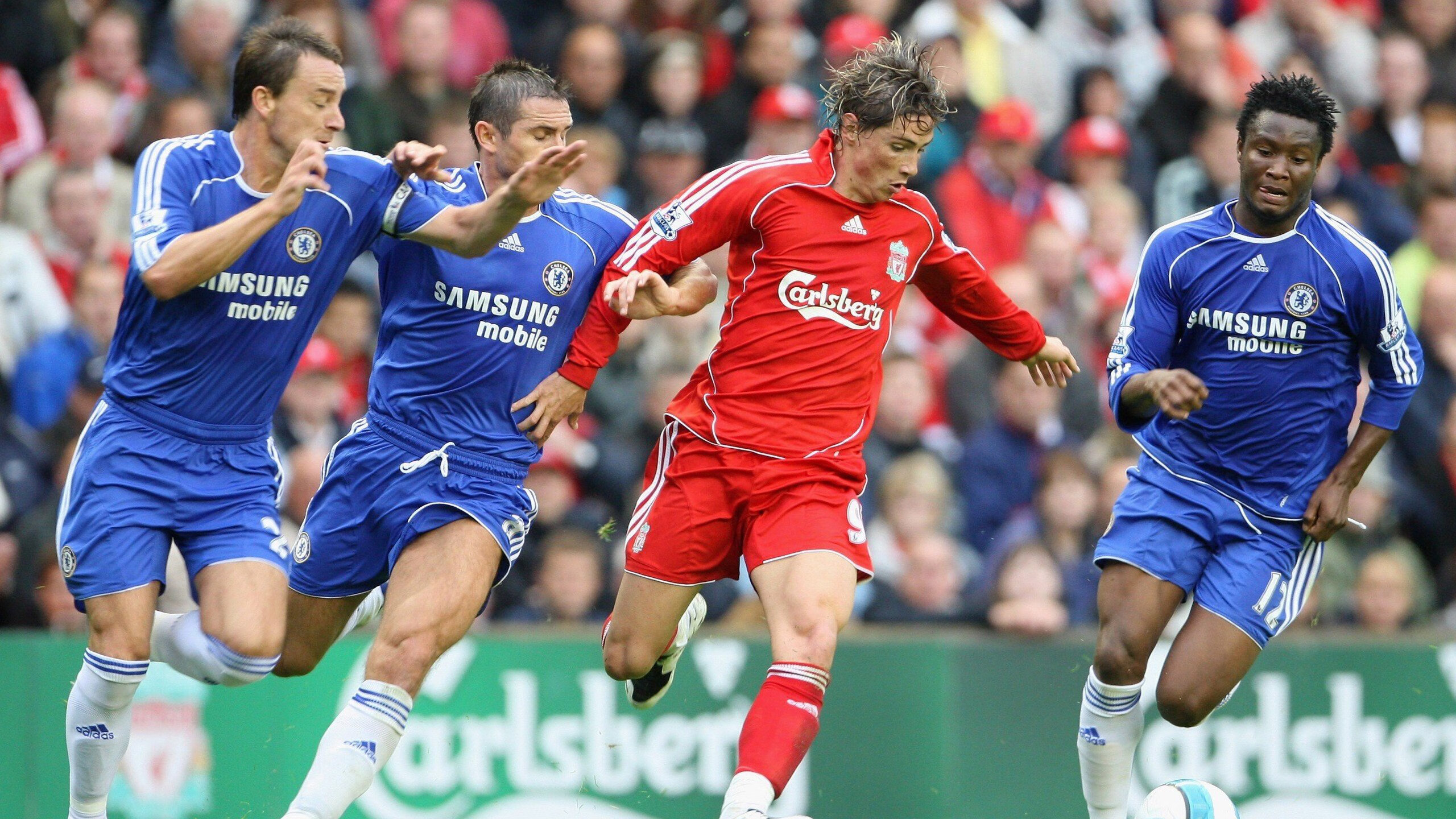 公路变绿茵，当巴林沙漠刮起乌拉圭旋风，谁带走了尤文？